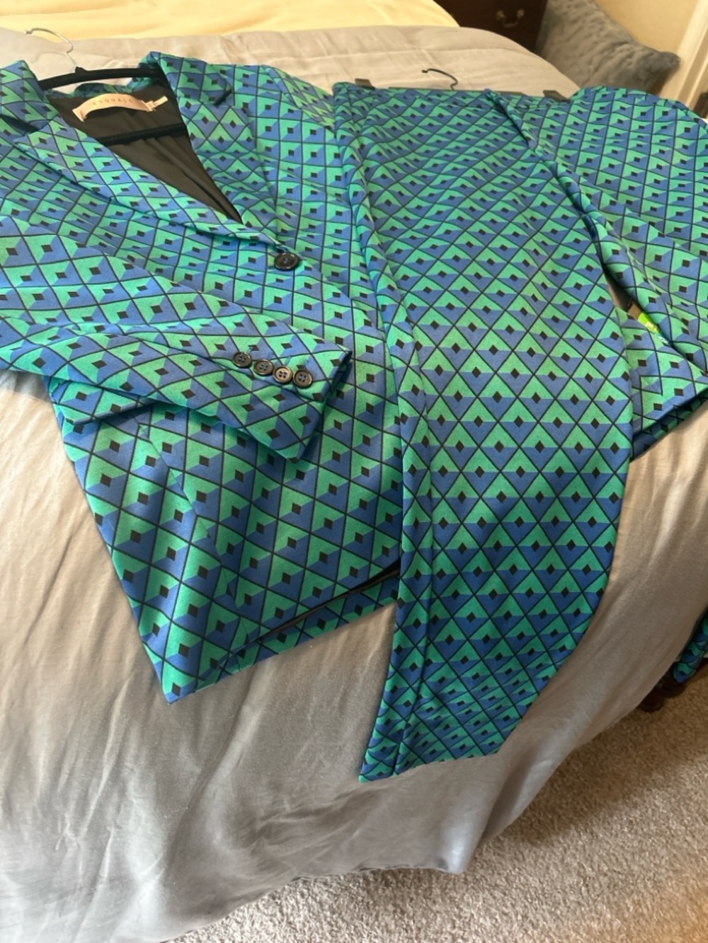 ESQUALO Teal & Blue Geometric Women's Blazer and Pants Suit - Picture 5 of 6